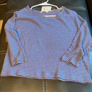 Crop top sweater